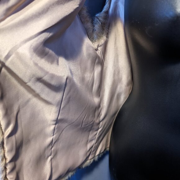 Faux Fur Vest - Picture 3 of 5